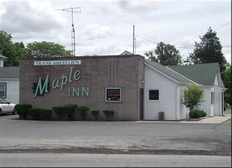 Maple inn - Maple delivers on that front. The food tends toward tavern and comfort foods, they have prime rib for dinner and decent looking pizzas as well. My 3 star experience is largely due to the soggy fries I was served early at lunch. 